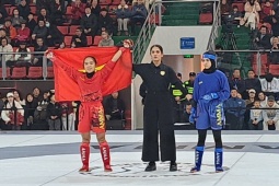 “Cô giáo” Lò Thị Phung vô địch MMA châu Á, knock-out đối thủ chưa đầy 1 phút