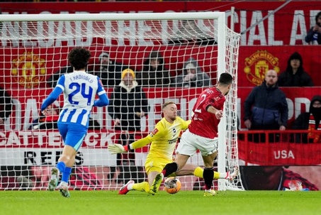 Trực tiếp bóng đá MU - Brighton: "Chim mòng biển" mở tỷ số (FA Cup)