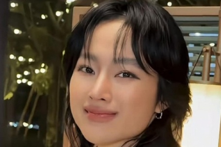 Angela Phương Trinh cắt 'tóc chó sói'