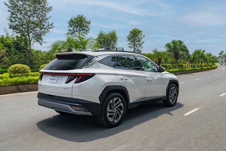 Giá xe Hyundai Tucson tháng 1/2026, ưu đãi tới 58 triệu đồng