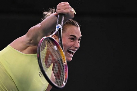 Chung kết tennis đỉnh cao: Sabalenka lên ngôi tại Brisbane, Bublik đoạt danh hiệu thứ 5 trong 7 tháng