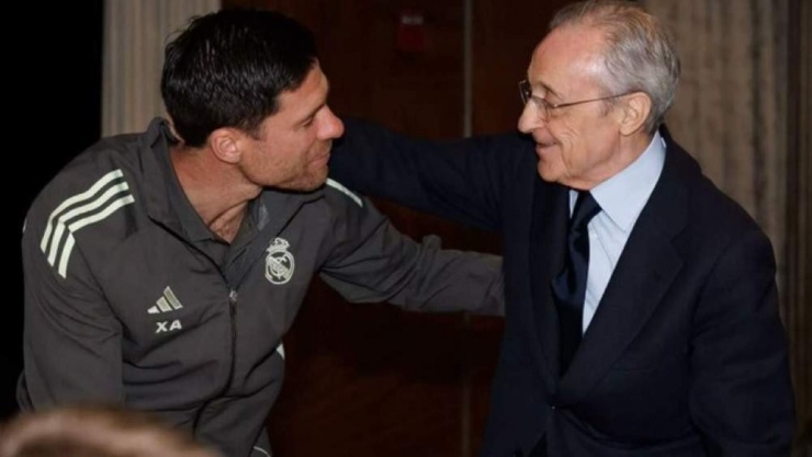 Chủ tịch Perez được cho vẫn ủng hộ Xabi Alonso. Ảnh: Defensa