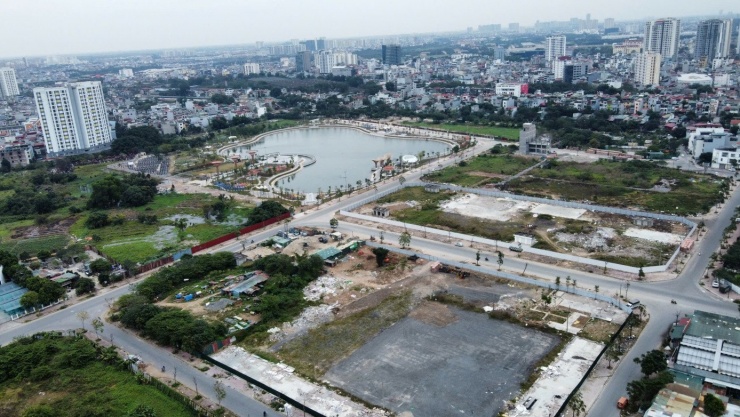 Khu đất thực hiện dự án nhà ở xã hội tại ô quy hoạch A4/HH5 sở hữu vị trí đẹp, nằm cạnh khu công viên, hồ điều hoà.