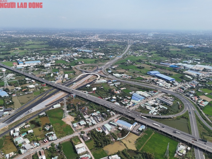 Toàn cảnh nút giao Mỹ Yên (Tây Ninh) nhìn từ trên cao