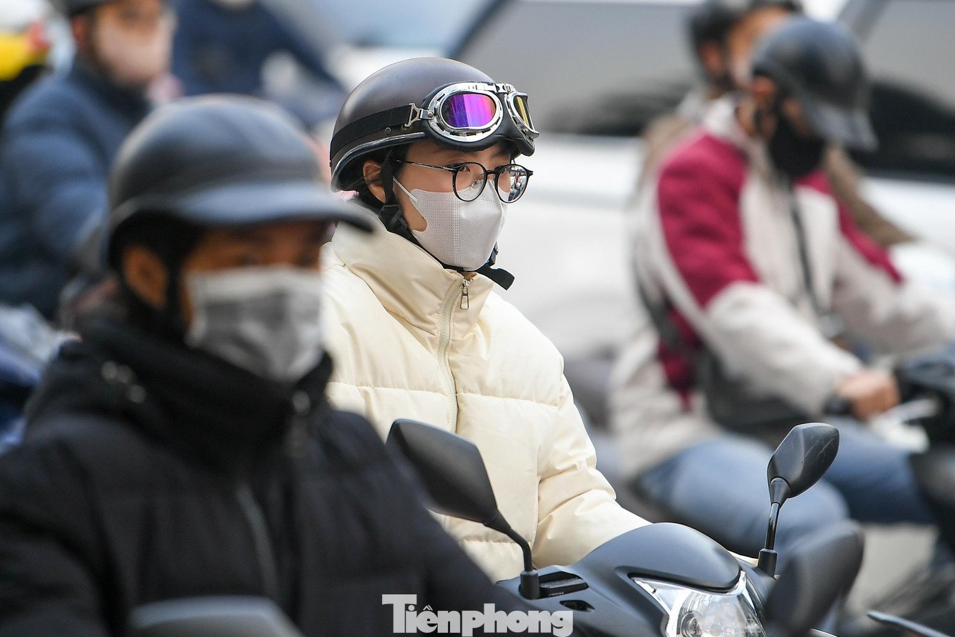 Một số trường học đã hạn chế các hoạt động thể chất ngoài trời vào buổi sáng để đảm bảo sức khỏe cho học sinh.