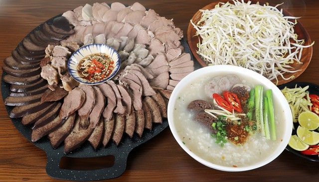 Mê mẩn cháo lòng đầu hành nhưng lại "ngó lơ" nội tạng, giới trẻ bàng hoàng trước lời cảnh báo từ chuyên gia y tế: Ăn sao cho đúng?