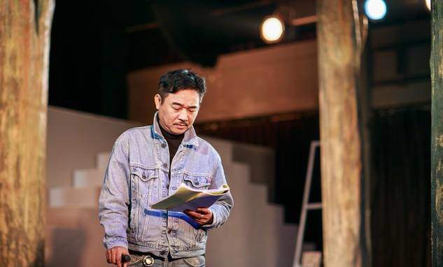 Nghệ sĩ Nhân dân Quốc Khánh từng sống những ngày tháng độc thân trong căn nhà chỉ rộng 10m2. Ảnh: TL