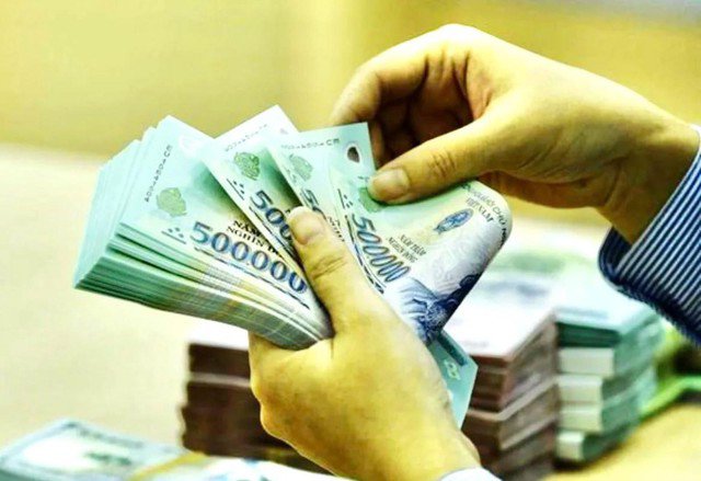 Theo quy định, thưởng Tết là khoản thu nhập phải chịu thuế TNCN nếu tổng thu nhập đến mức phải nộp thuế. Ảnh minh họa: TL