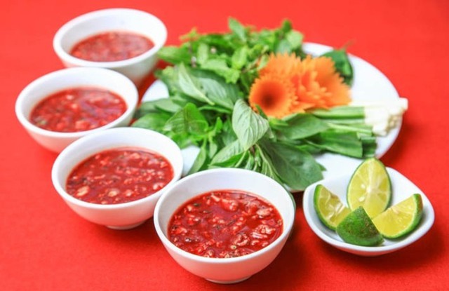 Người đàn ông ở Hà Tĩnh nguy kịch sau khi ăn tiết canh dê. Ảnh minh họa.