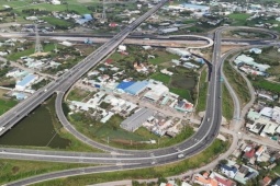 Hình hài “siêu nút giao” tại 3 tuyến cao tốc trọng điểm phía Nam