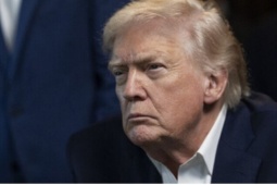 Ông Trump tuyên bố mình là vị cứu tinh của NATO