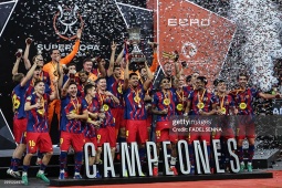 Rực rỡ Siêu kinh điển: HLV Flick phục hận Alonso, Barca gửi thông điệp đanh thép