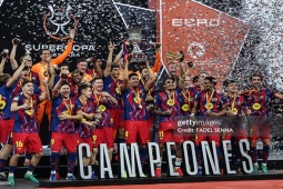 Rực rỡ Siêu kinh điển: HLV Flick phục hận Alonso, Barca gửi thông điệp đanh thép