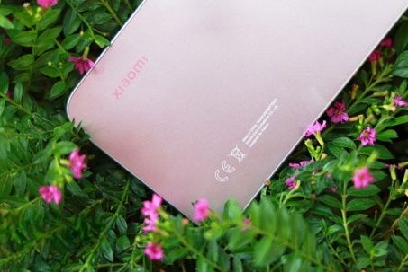 Tiếc nuối smartphone “đẹp như tranh vẽ” của Xiaomi