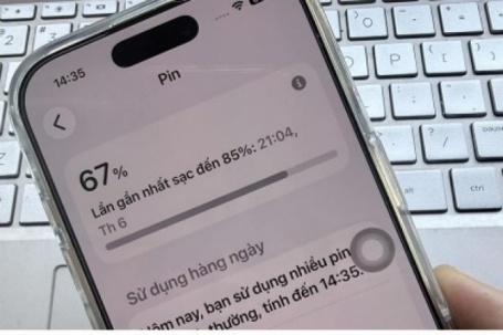 Tính năng ẩn trên iPhone giúp biết chính xác thời gian sạc pin