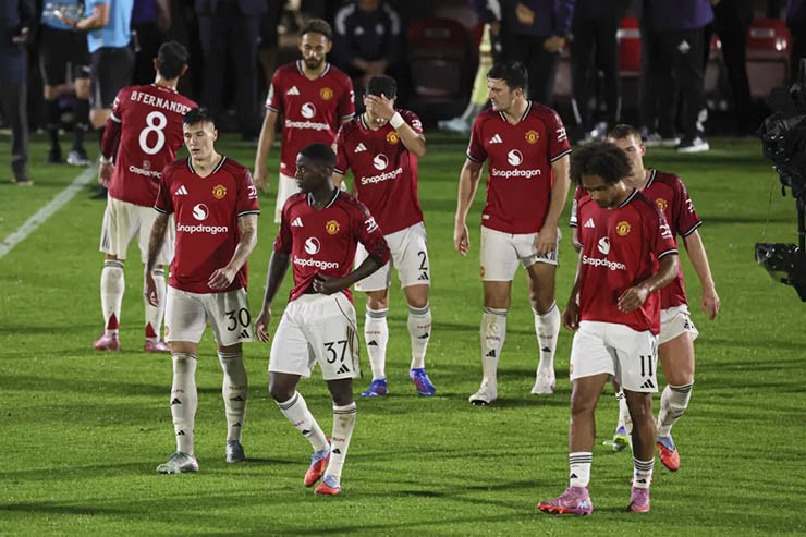 MU thất bại trước Brighton ở FA Cup