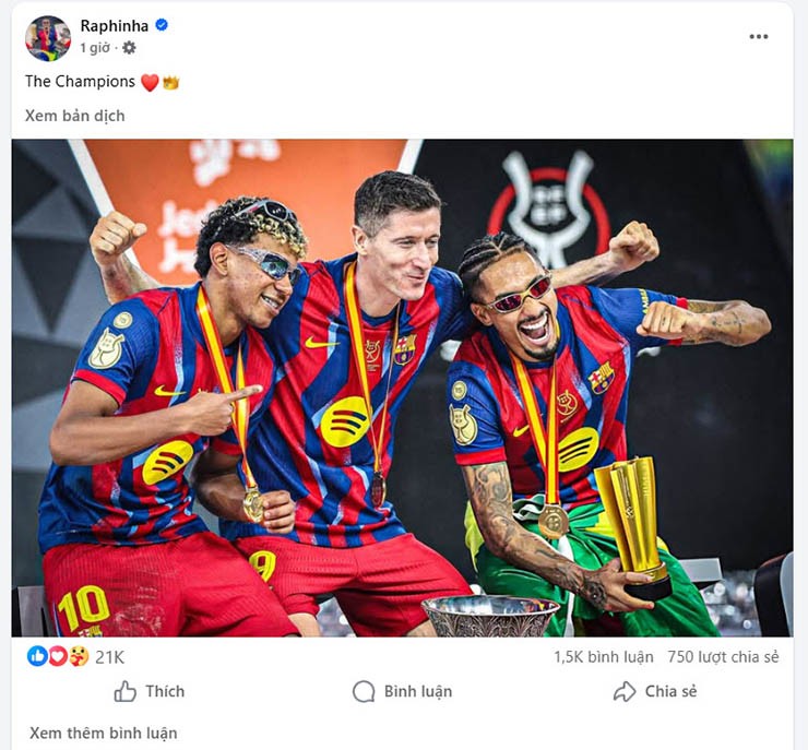 Hình ảnh được Raphinha chia sẻ trên trang Facebook của mình