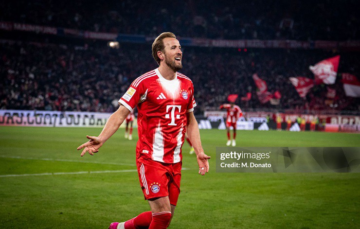 Video bóng đá Bayern Munich - Wolfsburg: Siêu phẩm Harry Kane, "cơn mưa" 9 bàn (Bundesliga) - 2