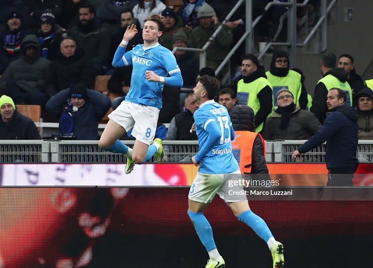Video bóng đá Inter Milan - Napoli: Cú đúp McTominay, rượt đuổi kịch tính (Serie A) - 2