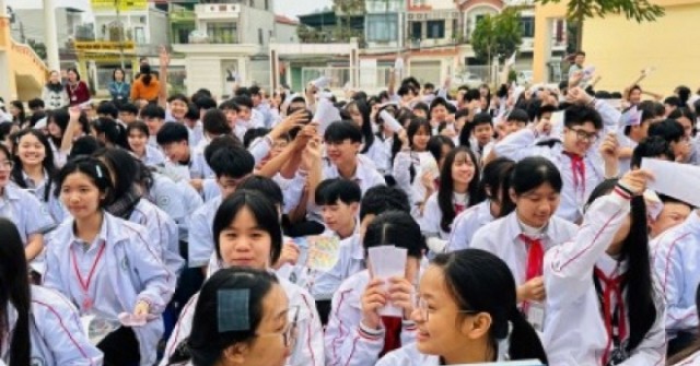 Sơn La dự kiến tổ hợp 6 môn thi vào lớp 10: Phụ huynh và học sinh nêu ý kiến