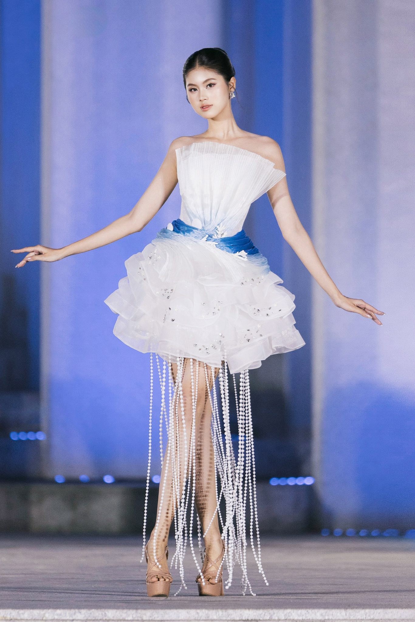 Võ Đoàn Bảo Hà 23 tuổi, quê Đồng Nai, cao 1,7 m, số đo ba vòng 77-60-87 cm. Cô từng gây chú ý khi tham gia Hoa hậu Việt Nam 2024, vào top 25.