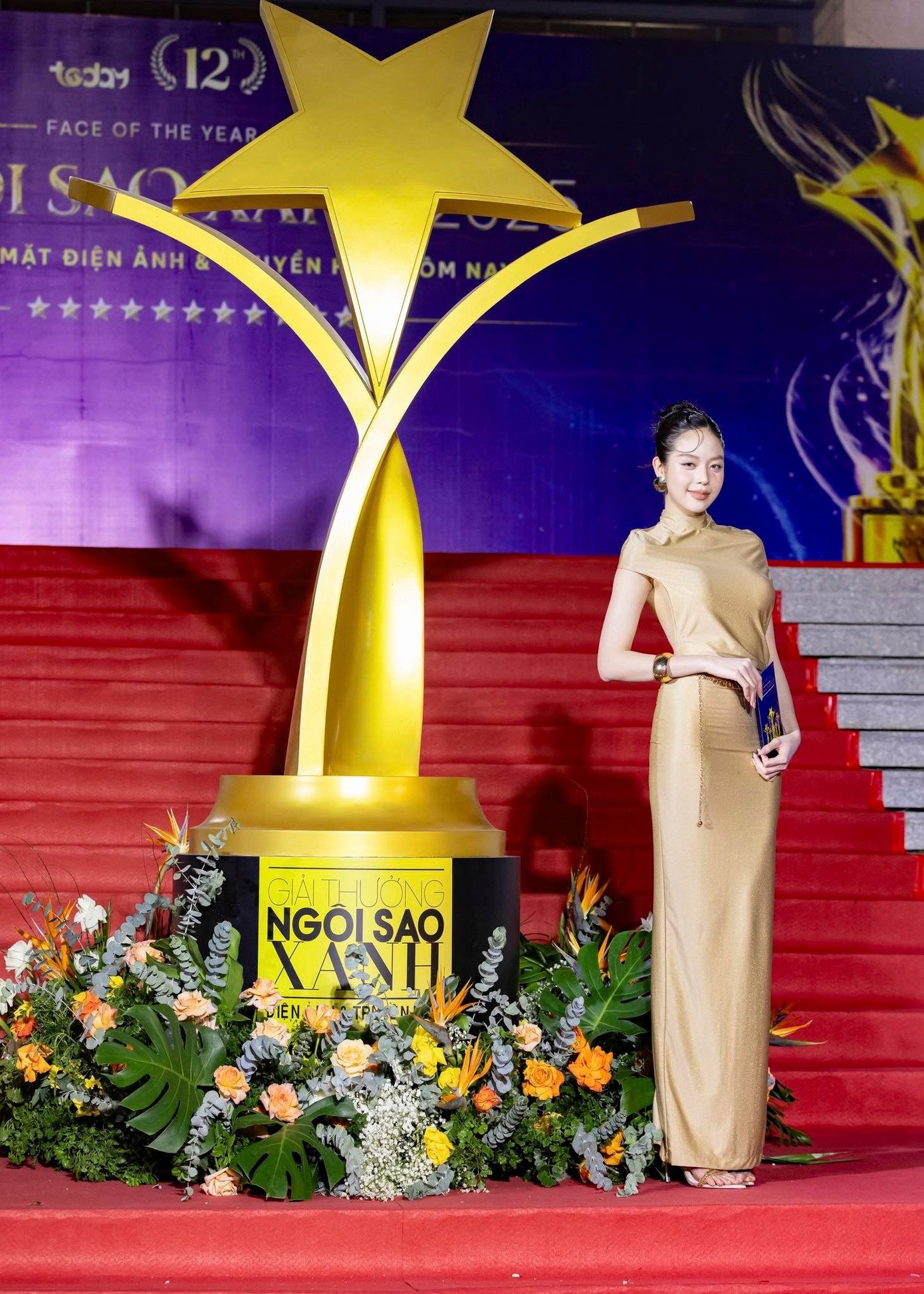 Hoa hậu Thanh Thủy biến hóa đa phong cách tại các sự kiện đầu năm mới 2026 - 10