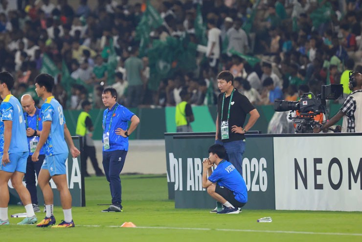 Trực tiếp bóng đá U23 Saudi Arabia - U23 Việt Nam: Xuất sắc bảo toàn chiến thắng (U23 châu Á) (Hết giờ) - 4