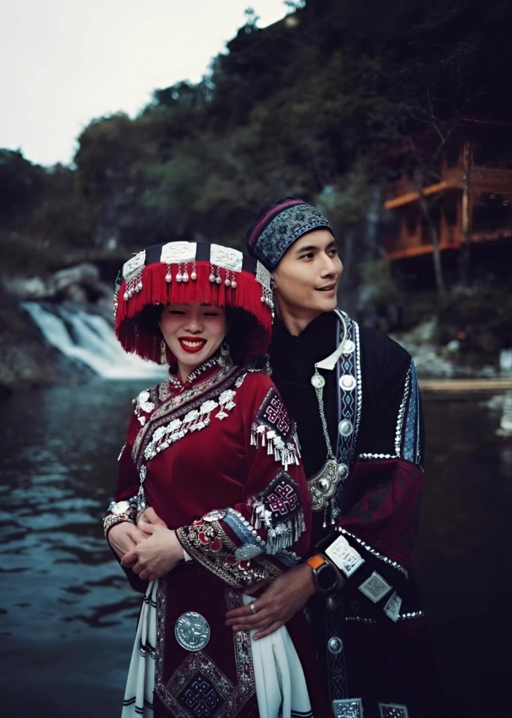 Ảnh sao 13/1: Phương Lê khoe ảnh diện đồ tắm do ông xã chụp - 2