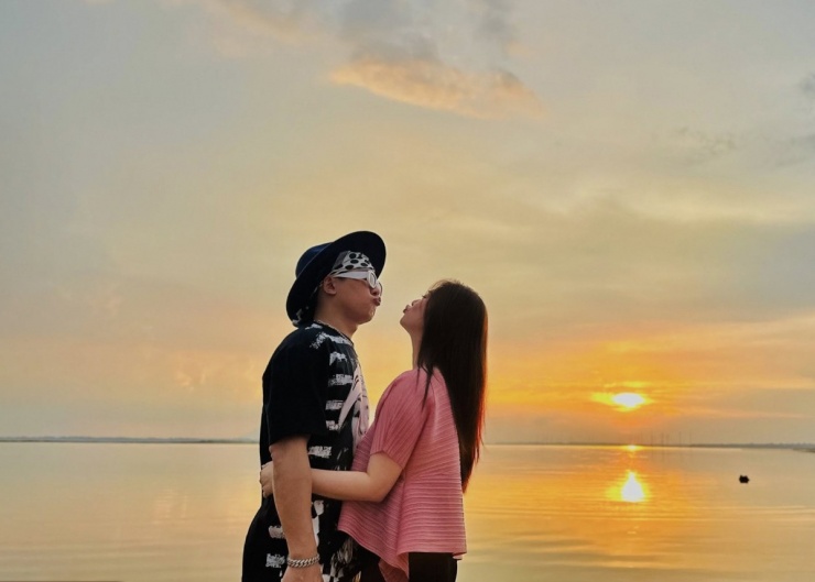 Ảnh sao 13/1: Phương Lê khoe ảnh diện đồ tắm do ông xã chụp - 7