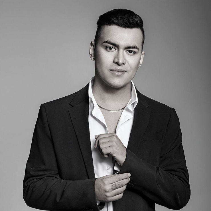 Nam ca sĩ Yeison Jiménez.