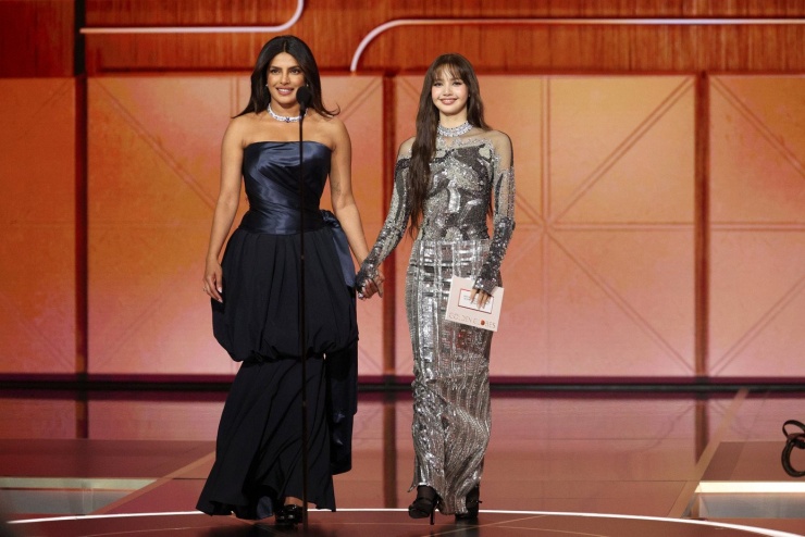 Lisa - Quả Cầu Vàng 2026: Xử đẹp "hung thần", táo bạo ở after party - 6