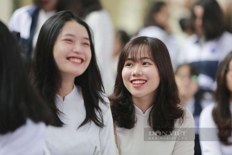 Học sinh Hà Nội trong ngày khai giảng. Ảnh: Phạm Hưng