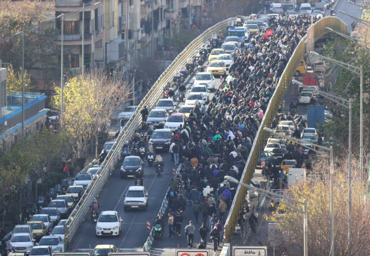 Biểu tình tại Iran. Ảnh: AP