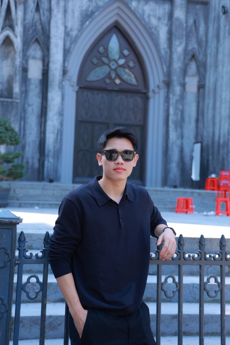 Phong cách đời thường của tiền đạo Đình Bắc - 2