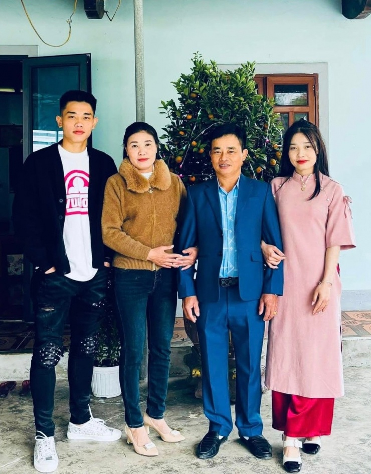 Anh đón Tết Nguyên đán cùng gia đình hồi năm 2024.