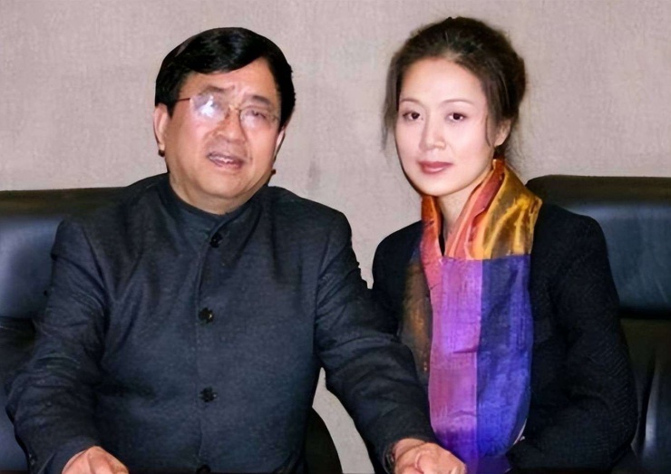 Mã Lan hiện sống hạnh phúc bên chồng.