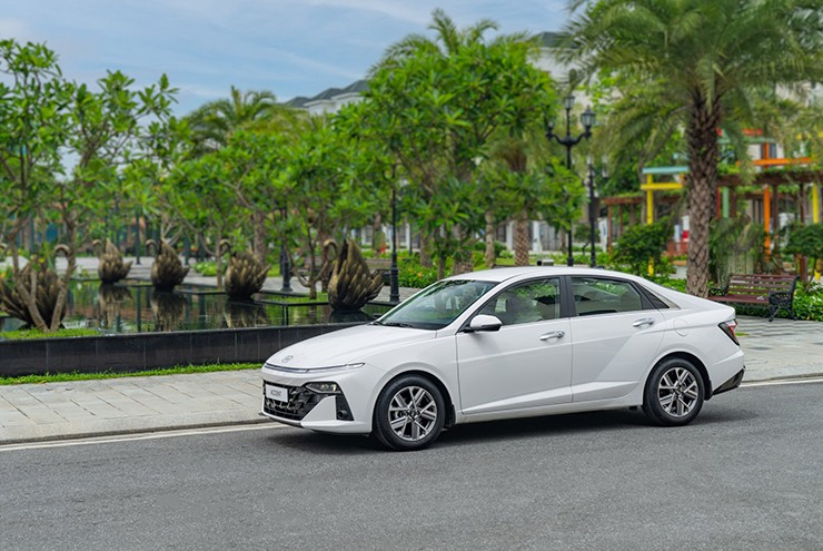 Giá xe Hyundai Accent lăn bánh tháng 1/2026, ưu đãi 64 triệu đồng