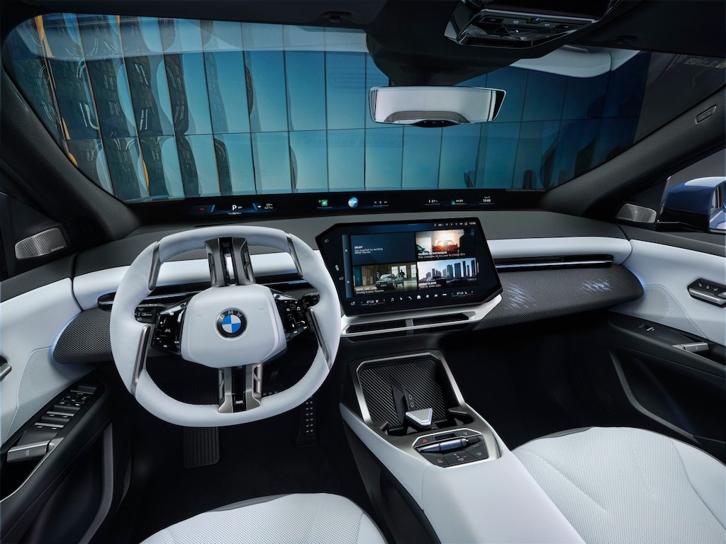 BMW iX3 xuất hiện tại triển lãm CES 2026 - 3