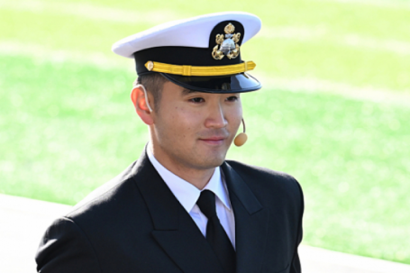 Thái tử Samsung làm phiên dịch trong quân đội