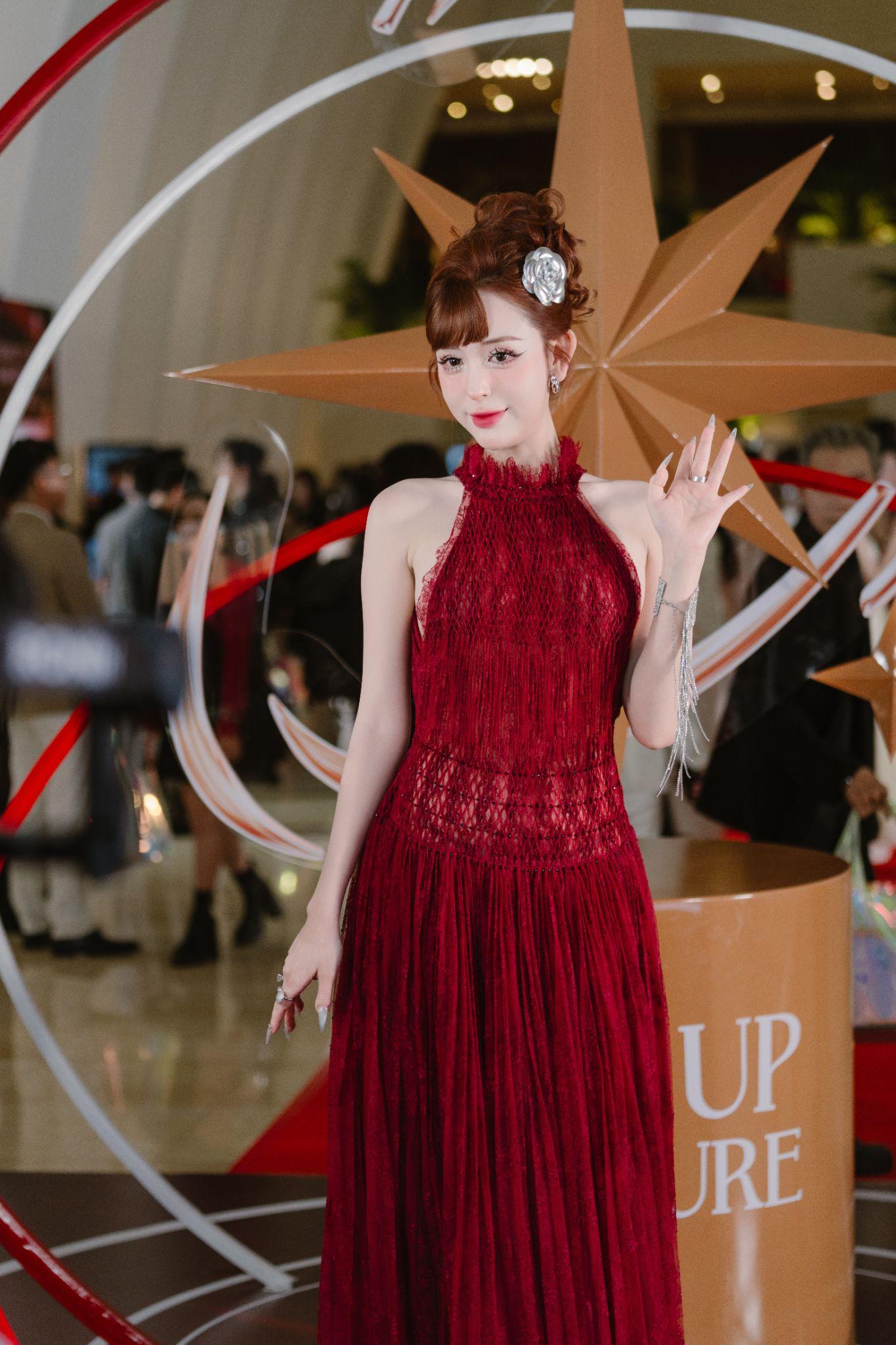 Các Nhà sáng tạo tài năng của TopMus checkin tại sự kiện Spark Up The Future