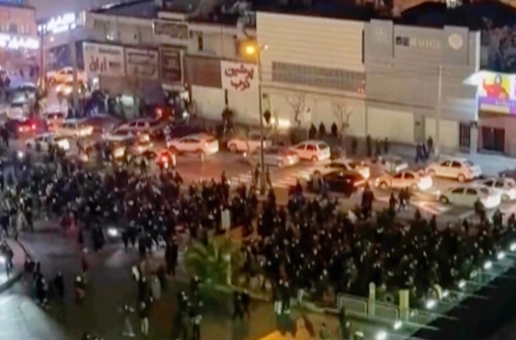 Biểu tình tại Iran. Ảnh: AP