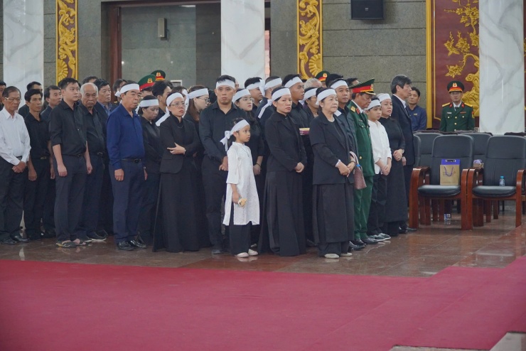 Gia đình Đại tướng, Anh hùng LLVT nhân dân Lê Văn Dũng