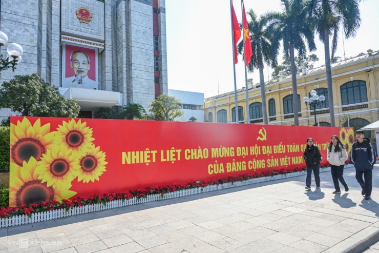 Thủ đô trang hoàng chào mừng Đại hội Đảng XIV - 5