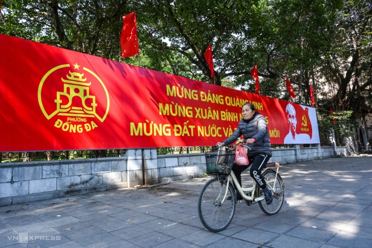 Thủ đô trang hoàng chào mừng Đại hội Đảng XIV - 10