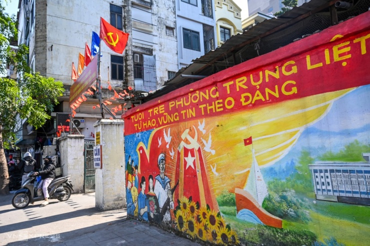 Thủ đô trang hoàng chào mừng Đại hội Đảng XIV - 11