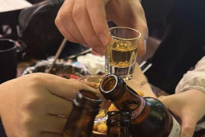 8 thói quen âm thầm 'bào mòn' bản lĩnh phái mạnh