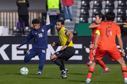 Tình huống hot trận U23 Thái Lan - U23 Trung Quốc: "Người nhện" phản xạ xuất thần