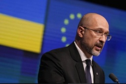 Quốc hội Ukraine thông qua việc miễn nhiệm Bộ trưởng Quốc phòng