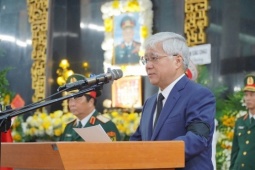 Tiễn đưa Đại tướng, Anh hùng LLVT nhân dân Lê Văn Dũng về quê nhà