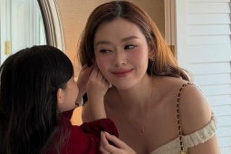 Ảnh sao 14/1: Á hậu Tường San giấu mặt con gái